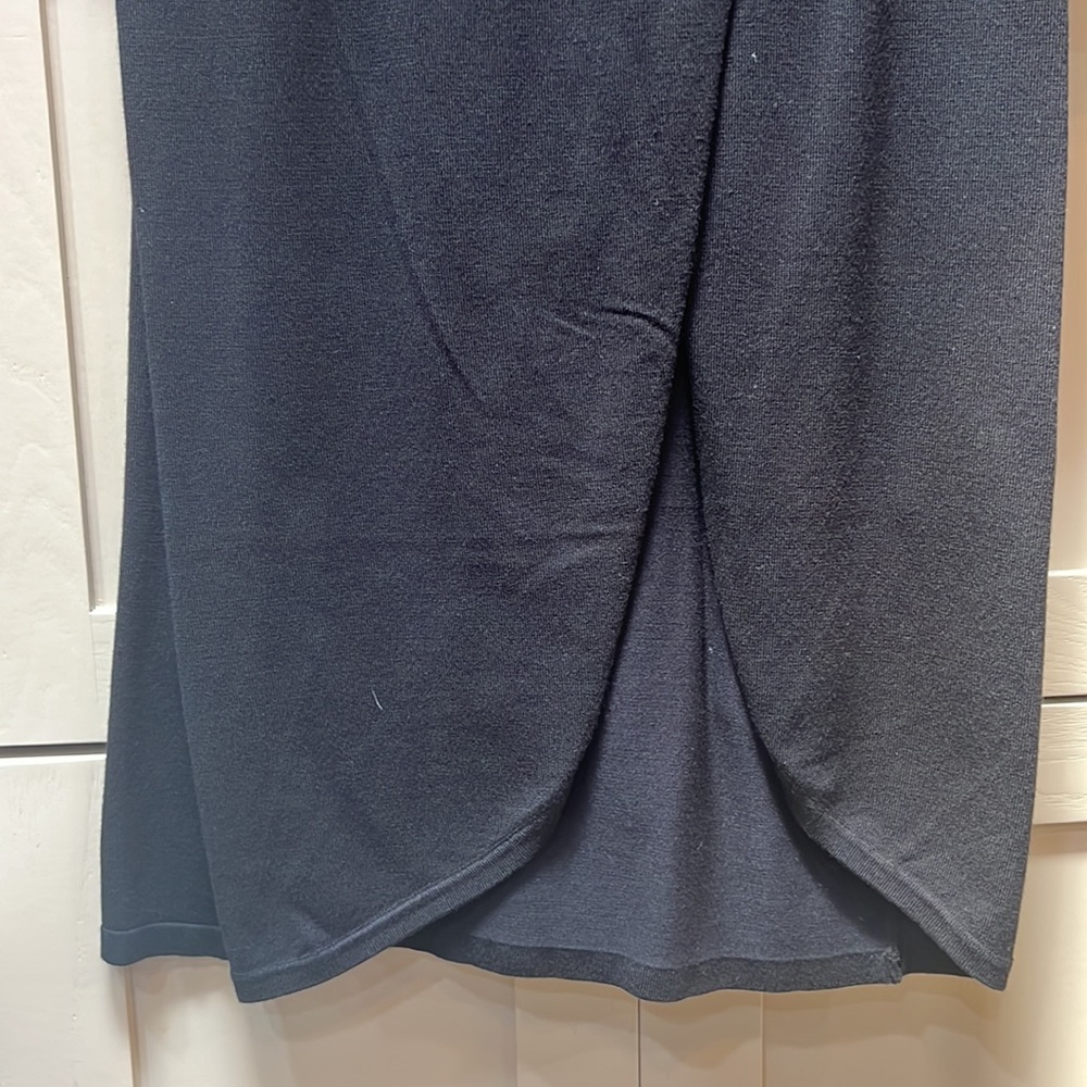 Marble Sweater - Picture 3 of 6